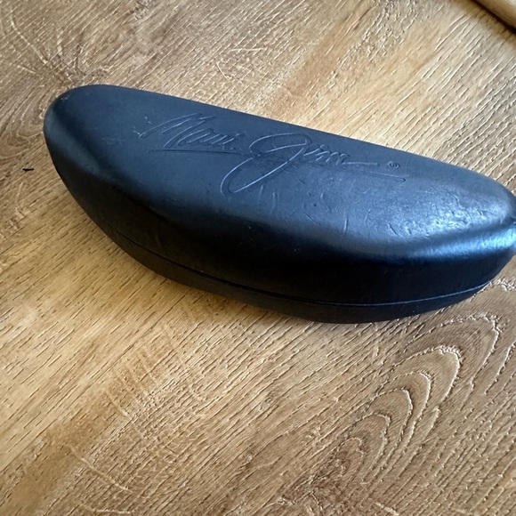 Maui Jim Sunglasses MJ-902-02 Kapalua Titanium Gunmetal Rimless - Picture 5 of 5